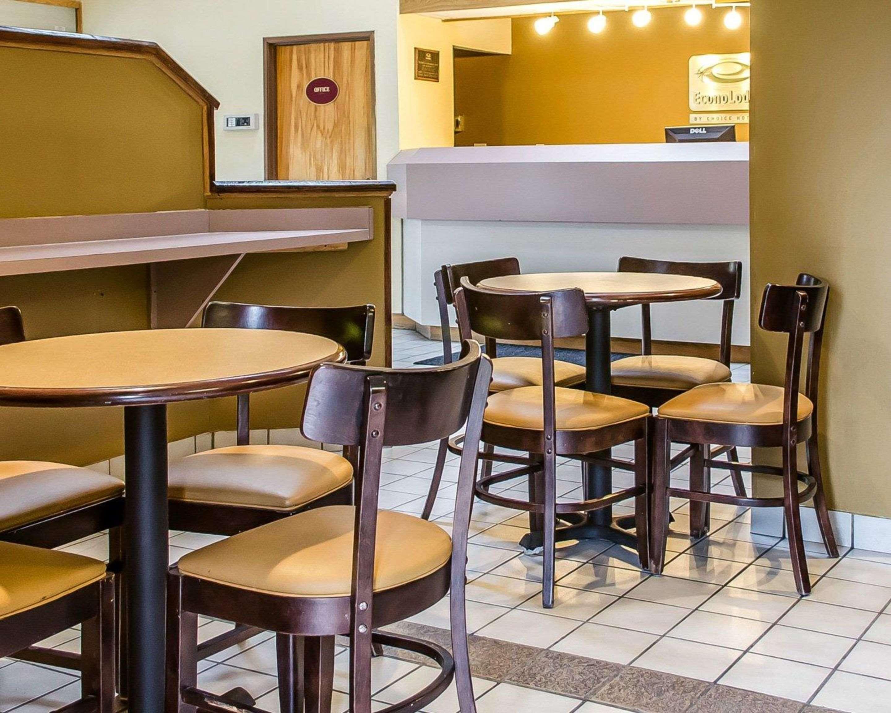 Econo Harrisburg/hershey Hotel