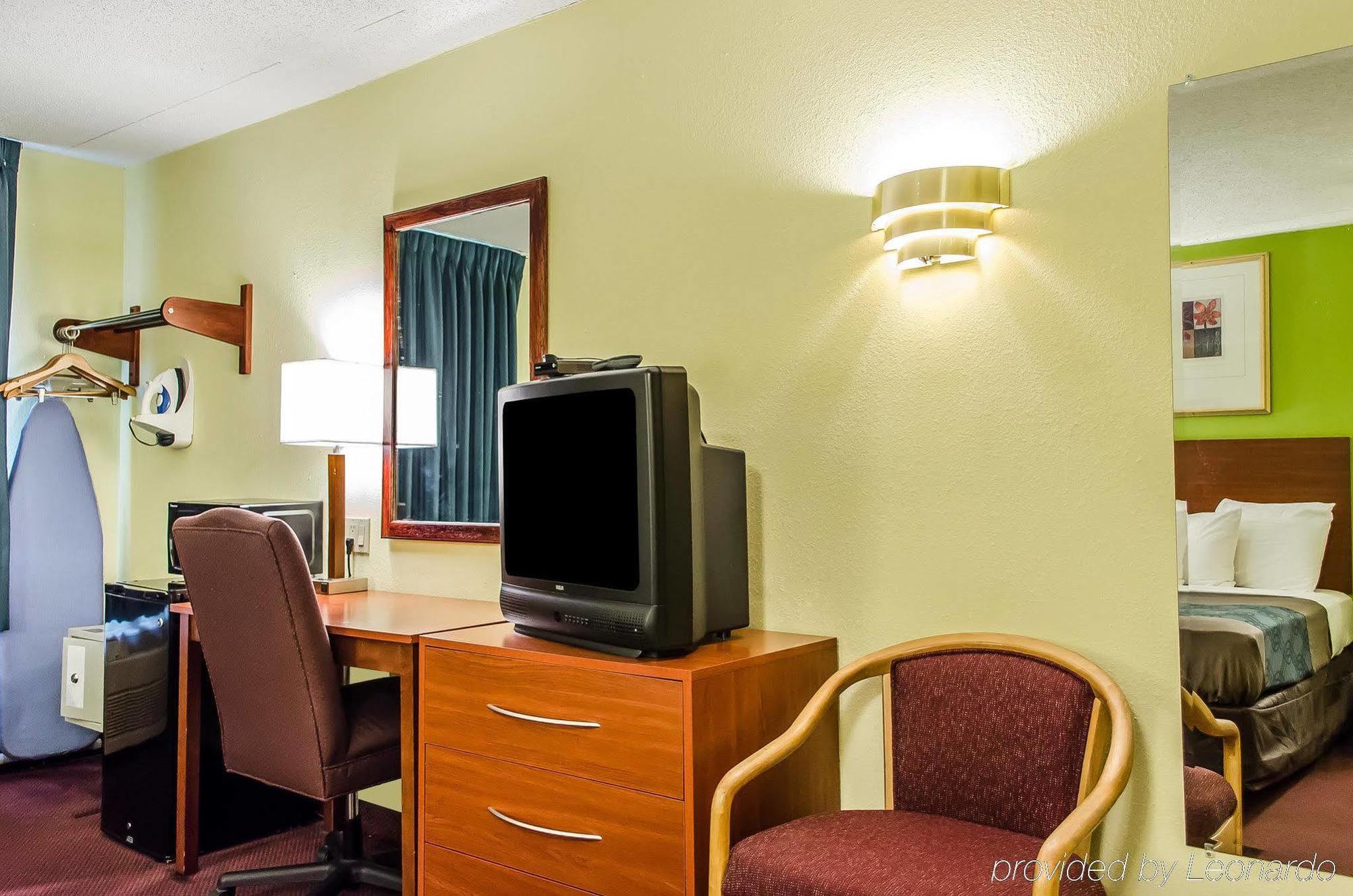 Econo Harrisburg/hershey Hotel Harrisburg