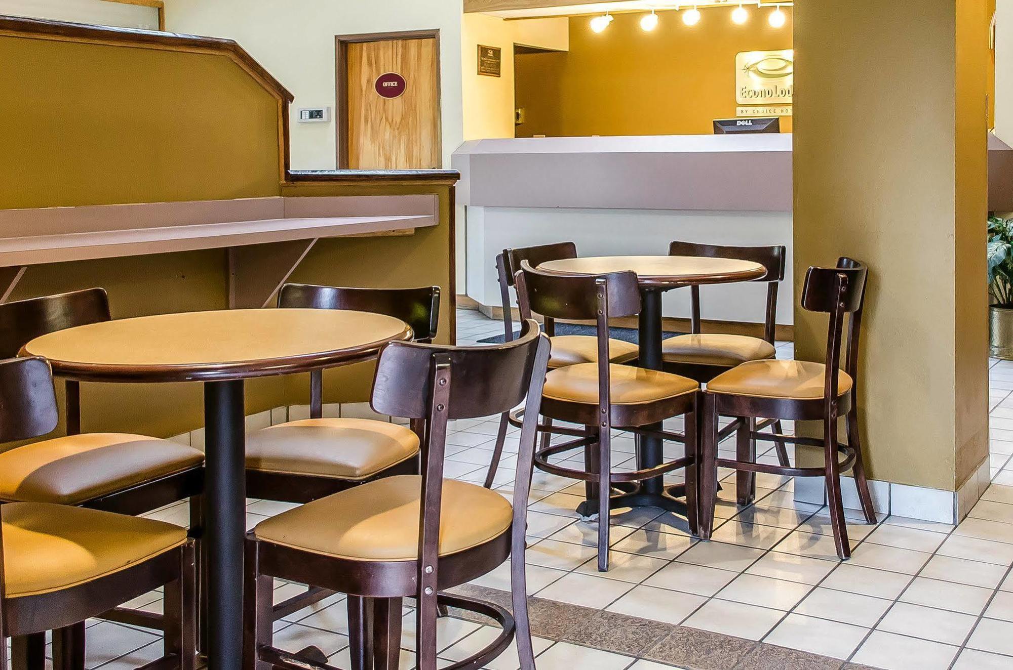 Econo Harrisburg/hershey Hotel Harrisburg