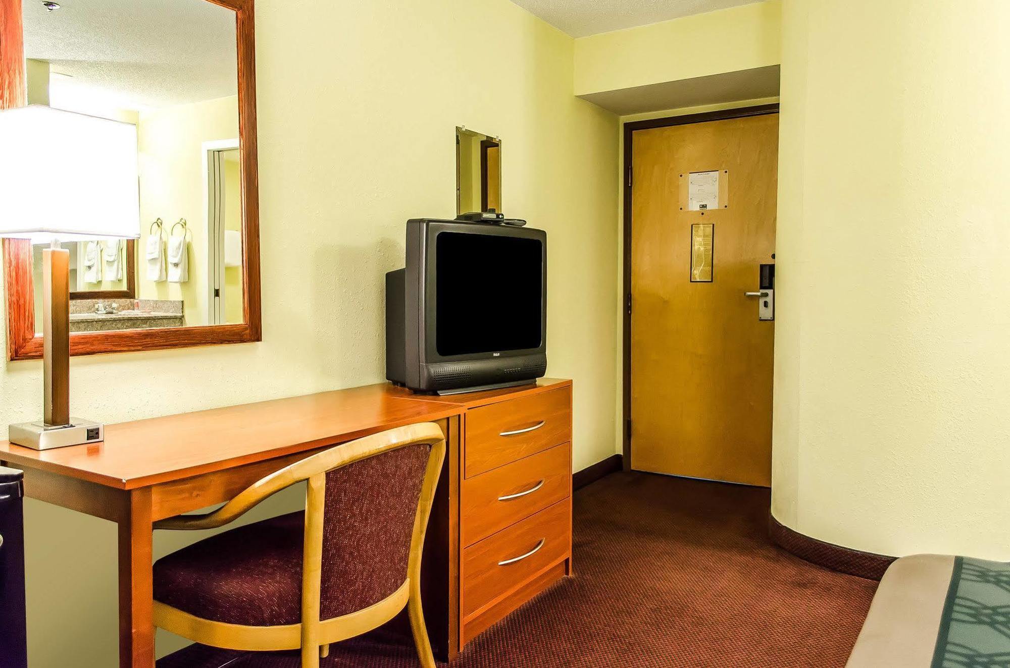 Econo Harrisburg/hershey Hotel 2*